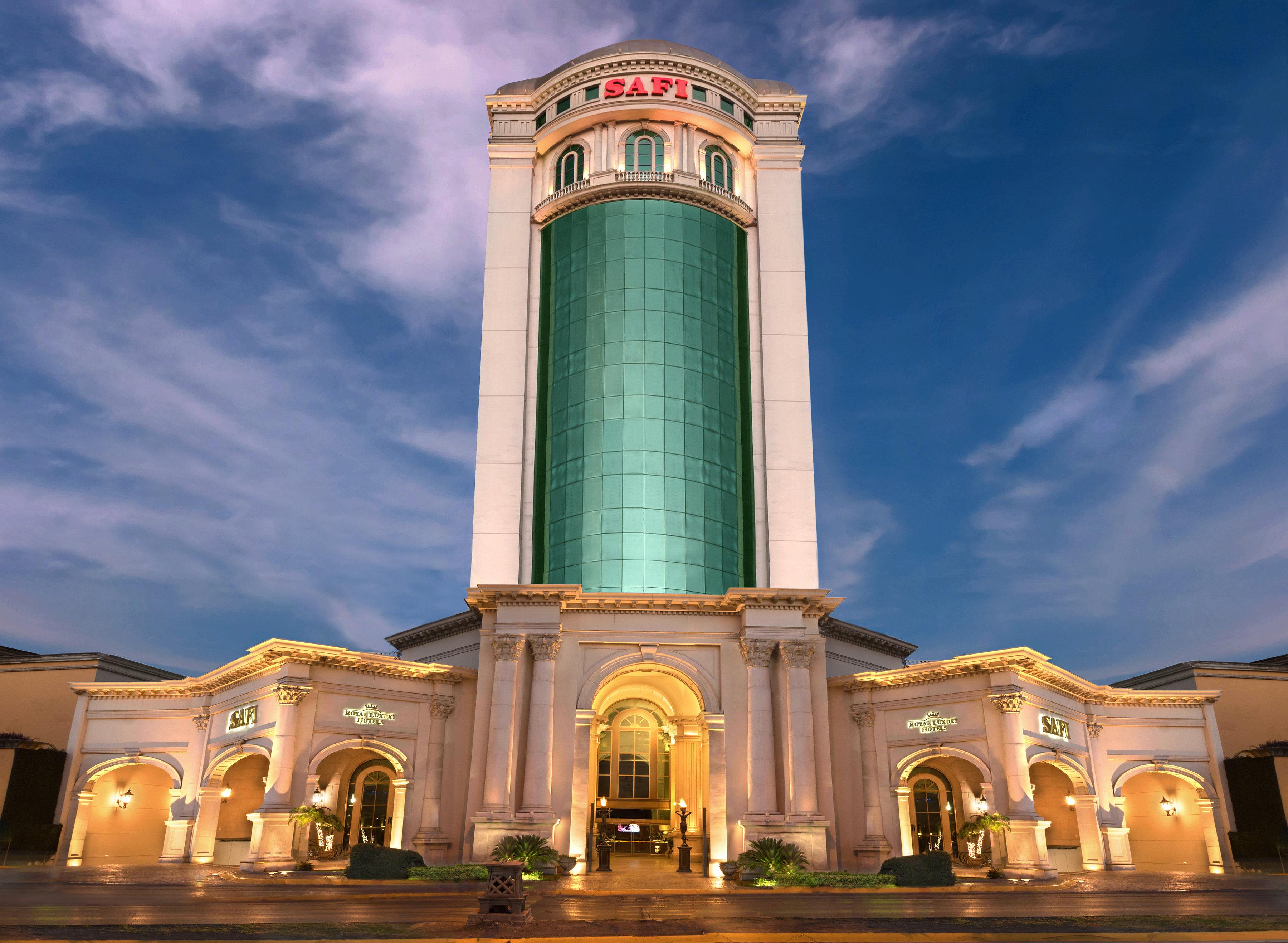 Safi Royal Luxury Valle San Pedro Garza Garcia Exterior photo The Green Tower