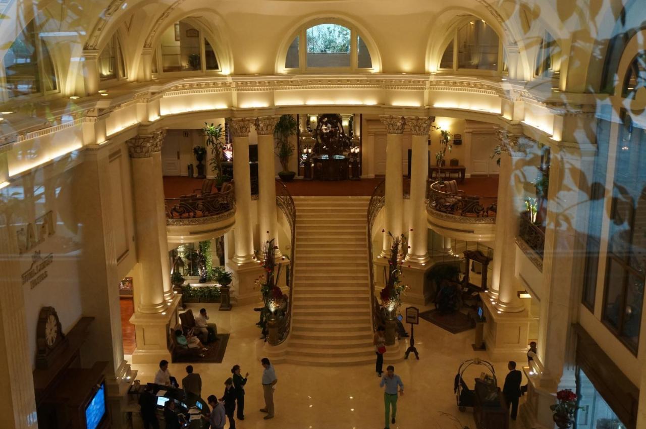 Safi Royal Luxury Valle San Pedro Garza Garcia Exterior photo The lobby of the hotel